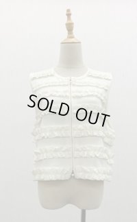 フリルフリル、ニットベスト《オフ》[Toilette（トワレ）]