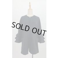 お袖ゴージャスフリルコート《黒》[Toilette（トワレ）]