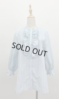 フロントフリル、ストライプブラウス《ブルー》[Toilette（トワレ）]