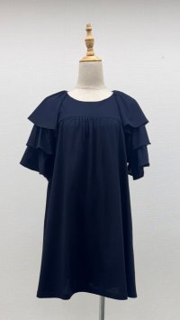 お袖がティアードチュニック《紺》[Toilette（トワレ）]